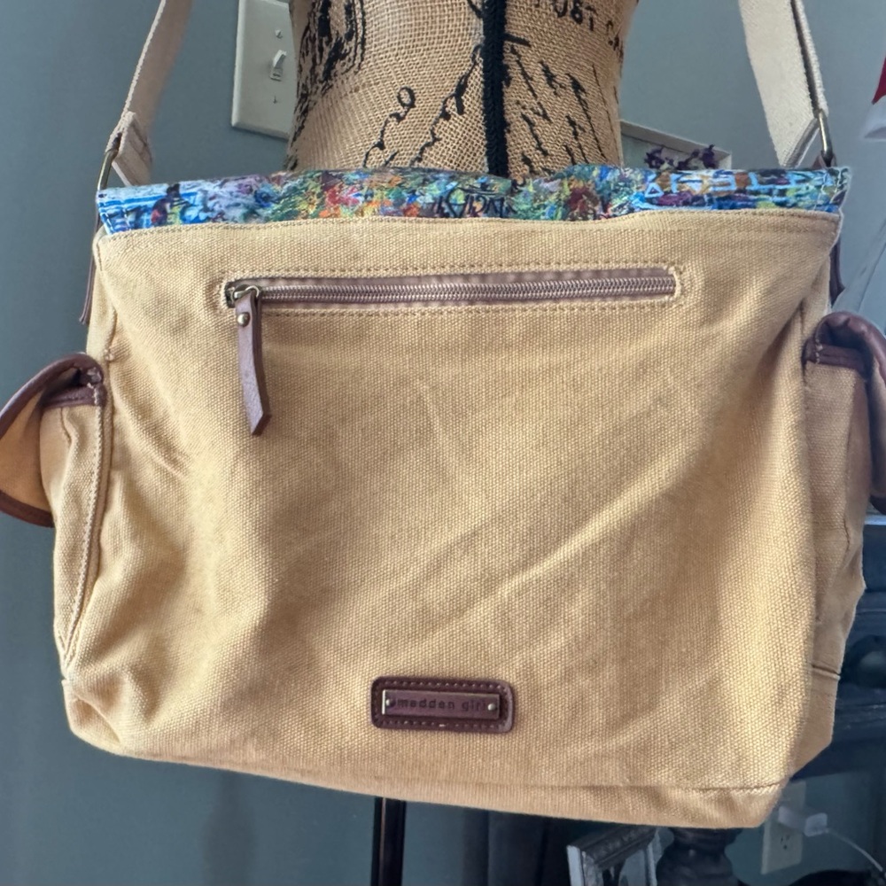 Madden Girl Colorful Graffiti Print Messenger Bag. - Picture 7 of 14